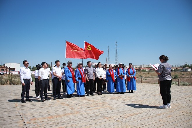 額鹽公司行政黨支部聯(lián)合三家單位開展“迎七一、強黨性、踐初心”主題黨日活動